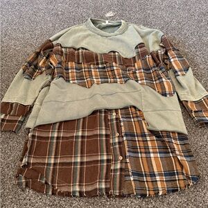 Womens new oli & Hali top small